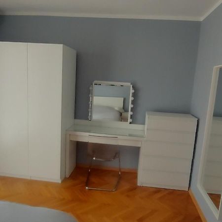 Appartement Rainbow à Pula Extérieur photo