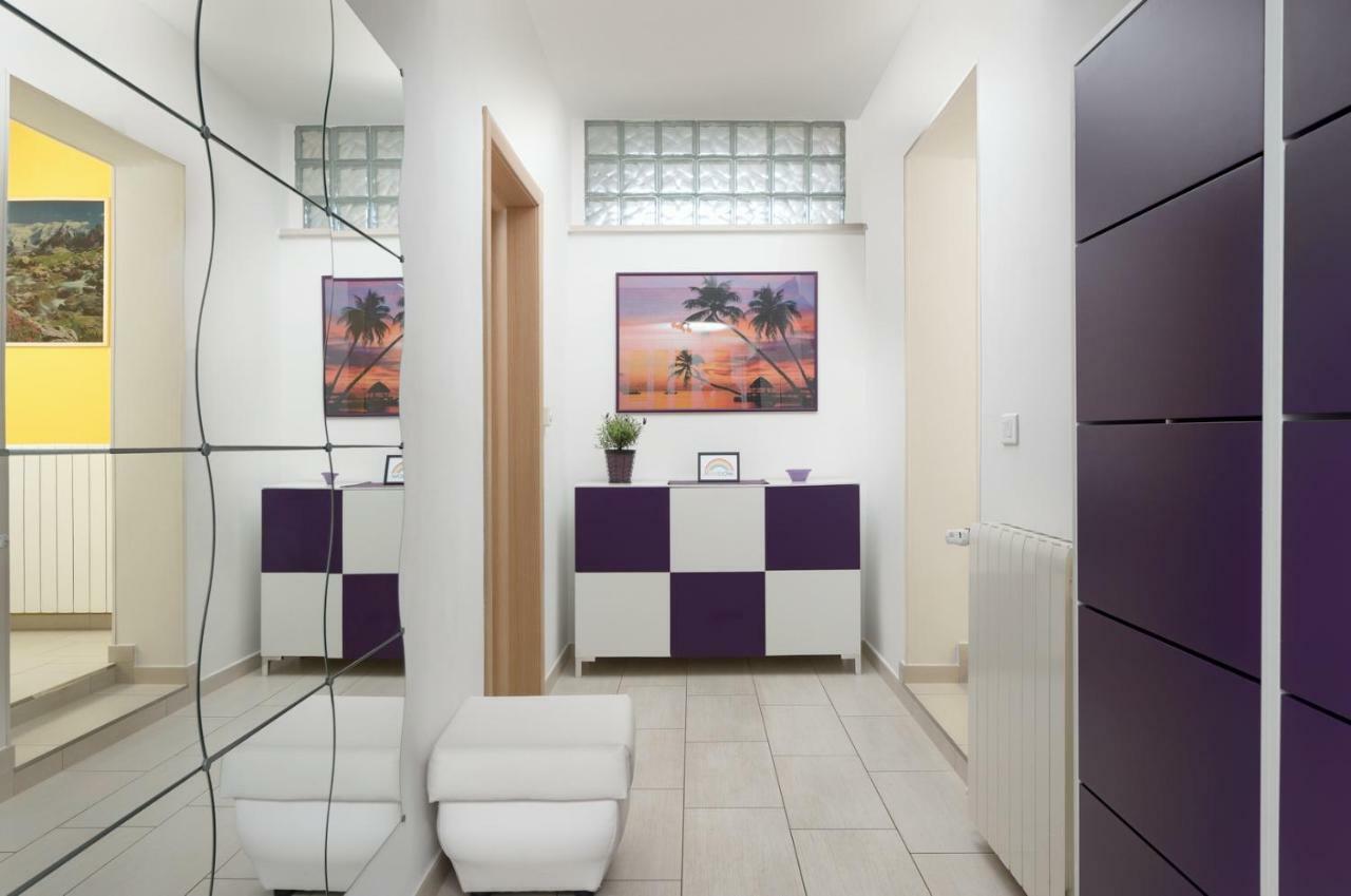 Appartement Rainbow à Pula Extérieur photo