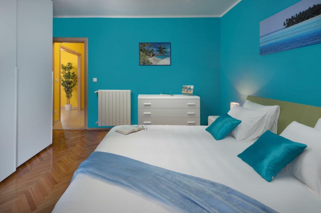 Appartement Rainbow à Pula Extérieur photo